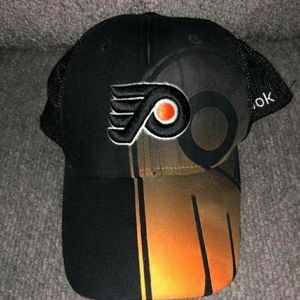 Flyers mesh hat